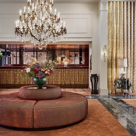 Hotel De L'europe - The Leading Of The World