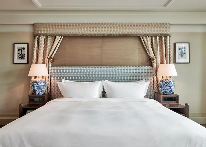 De L'europe - The Leading Of The World