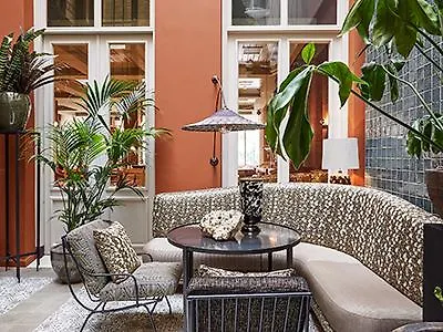 De L'europe - The Leading Of The World