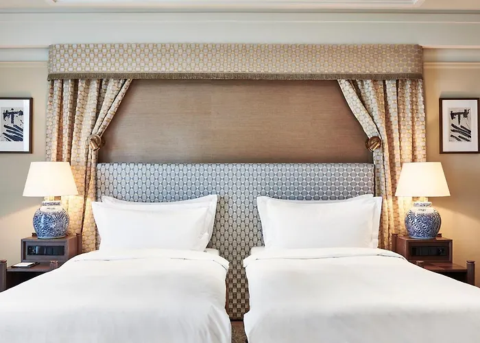 De L'europe - The Leading Of The World 5*